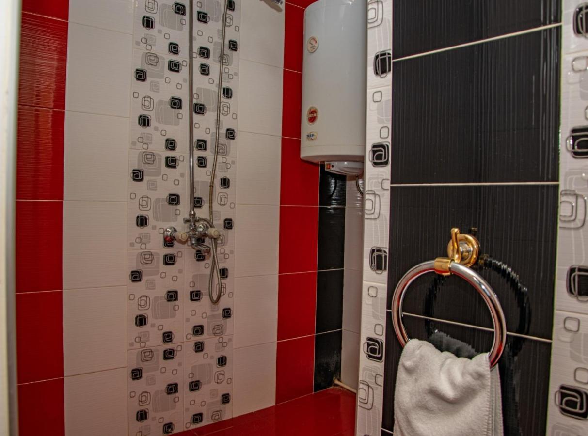 Vilhelmov'S Apartament Lukovit Eksteriør billede