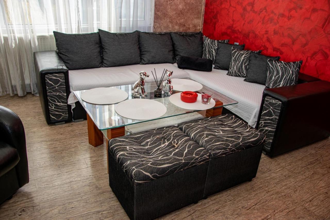 Vilhelmov'S Apartament Lukovit Eksteriør billede